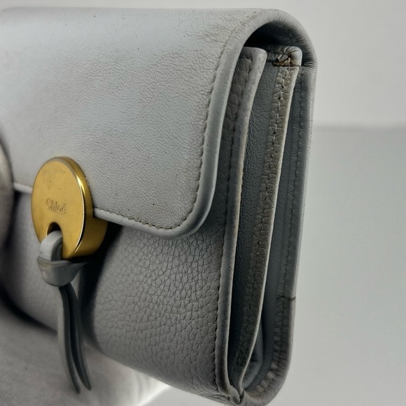 🩶Chloe FULL INCLUSION!! Grey Leather Indy Square Tri Fold Wallet RARE!!🩶 - Picture 6 of 9